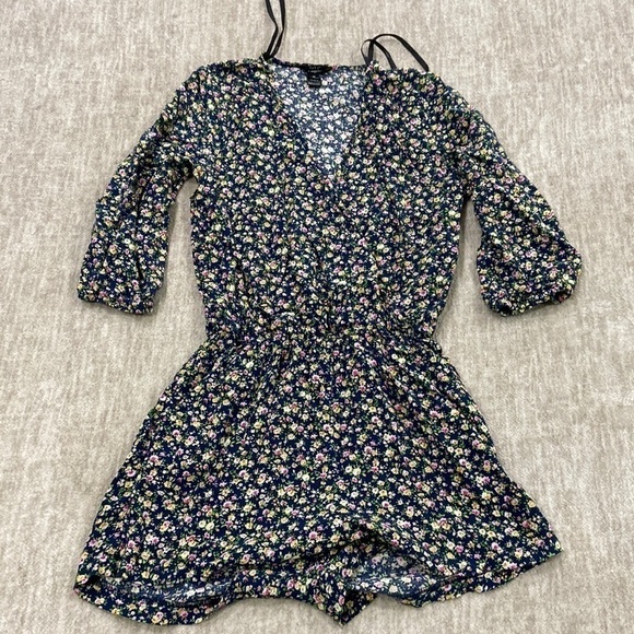 Iris Los Angeles Pants - 𝅺IRIS Floral Romper with Pockets